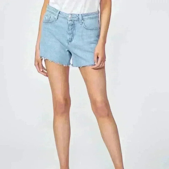 Paige Noella Cutoff Short Women's Color In As If Size 32. - Picture 2 of 11